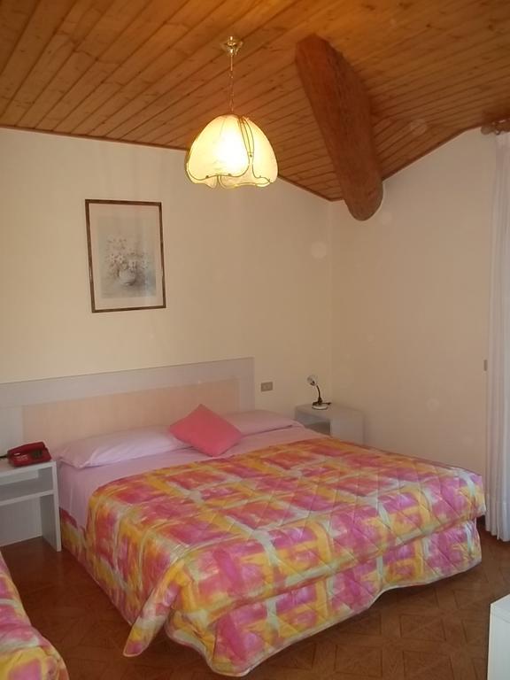 Hotel Residence La Rosa Castione della Presolana Eksteriør bilde