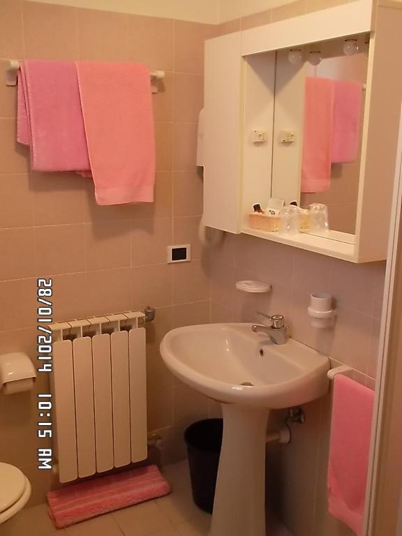 Hotel Residence La Rosa Castione della Presolana Rom bilde