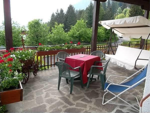 Hotel Residence La Rosa Castione della Presolana Eksteriør bilde